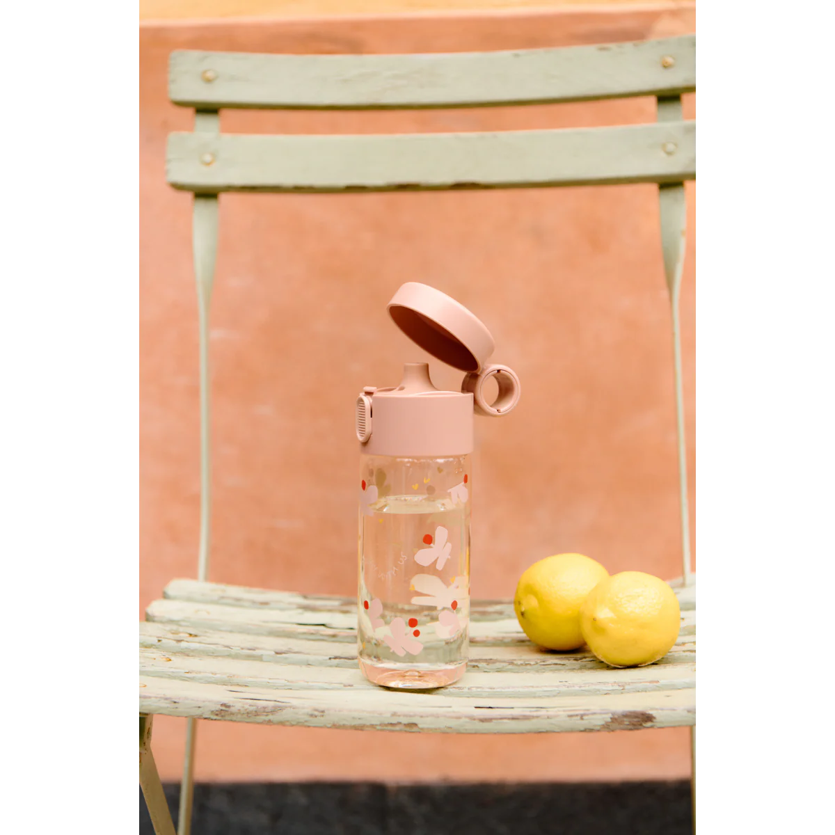 CLEMENCE Tritan-Flasche - Butterfly / Apple blossom - Image 4