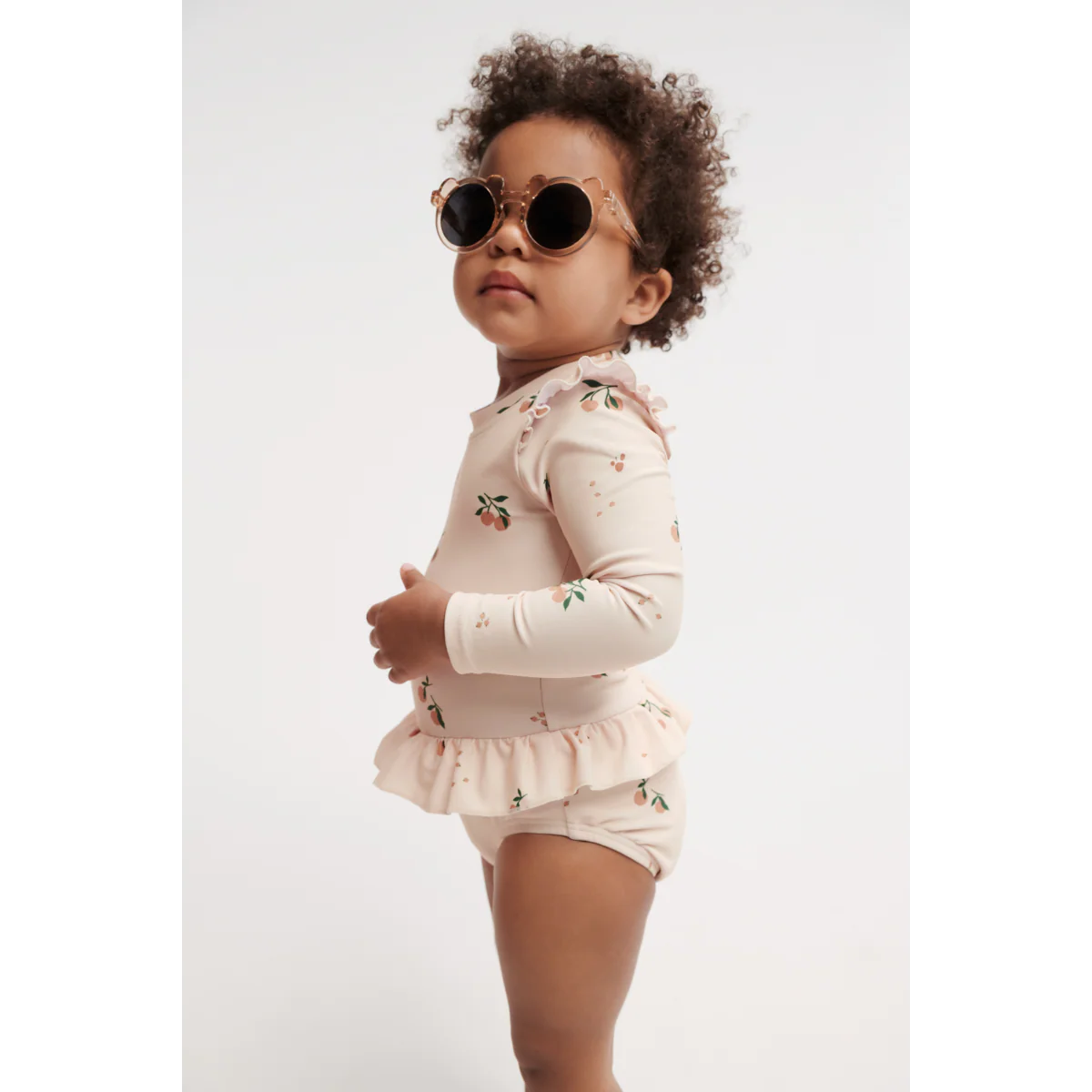 Sille Baby-Badeanzug mit Print - Peach / Sea shell - Image 4